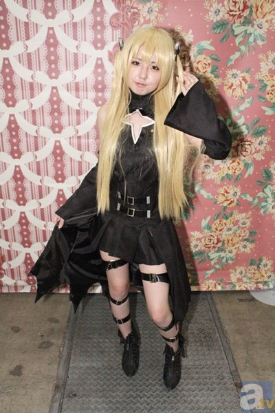 混血名模奥利维亚-穆恩 客串《超市特工》-江南体育直播官方